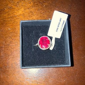 10 KT African ruby ring genuine stone and gold
